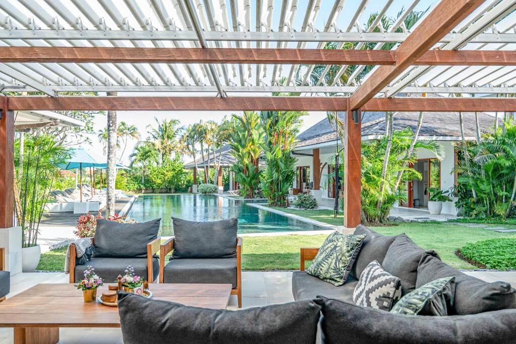 Villa Mimpi Nyata Canggu  Exterior photo