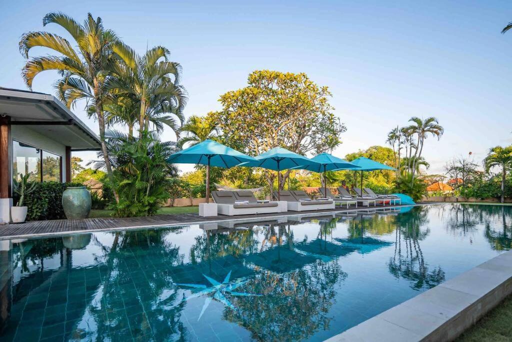 Villa Mimpi Nyata Canggu  Exterior photo