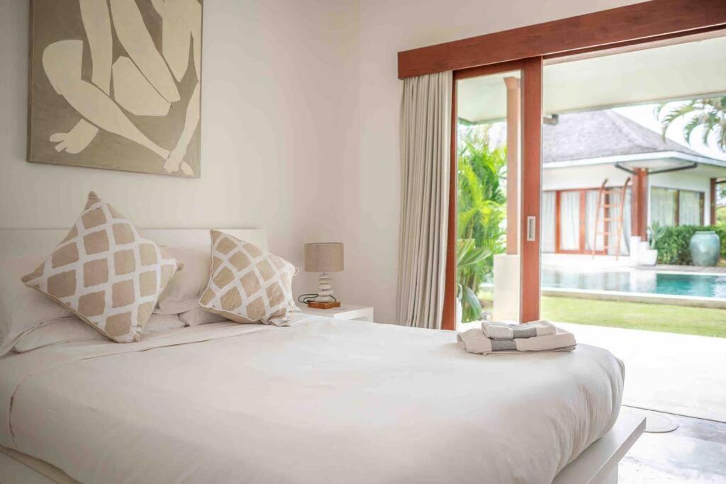 Villa Mimpi Nyata Canggu  Exterior photo