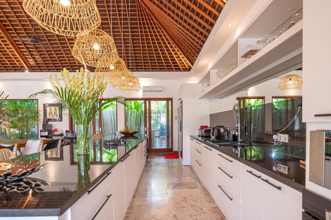 Villa Mimpi Nyata Canggu  Exterior photo